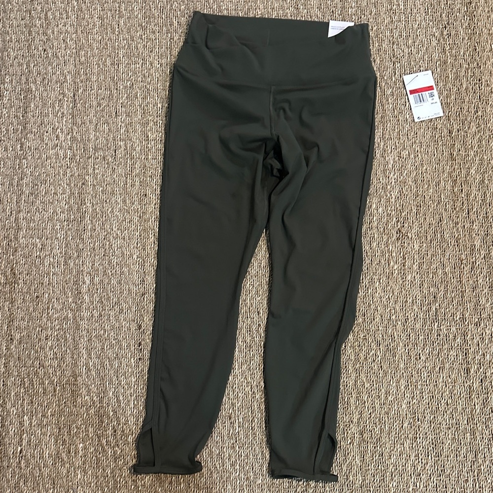 Nike Women's Black Capris